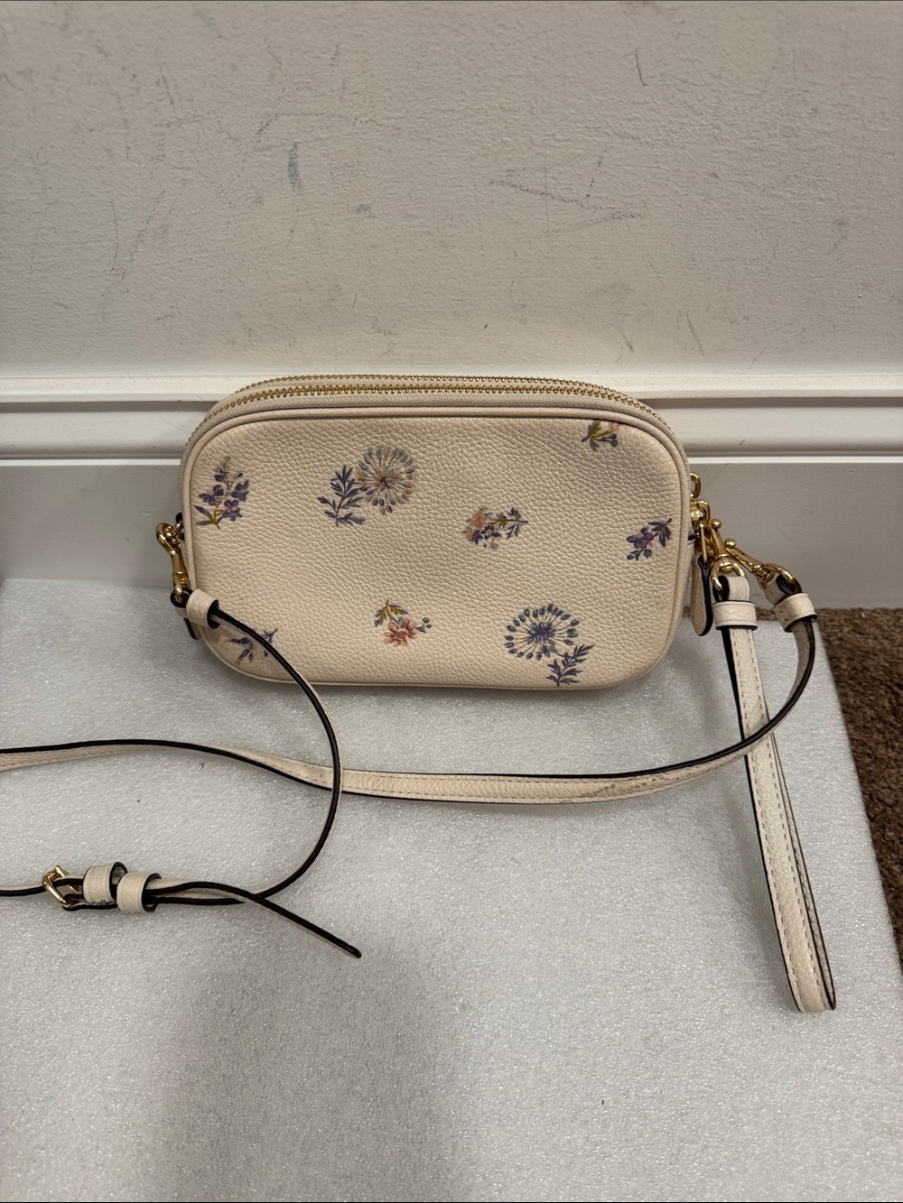 Coach Mini Jamie Camera Bag in Chalk Multi floral wildflower print crossbody - Picture 3 of 9